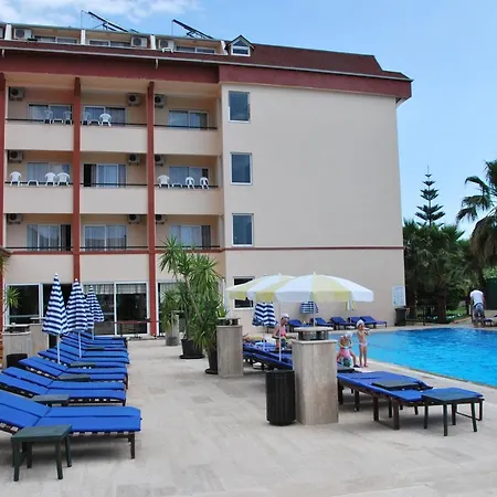 فندق Castle Park 4*